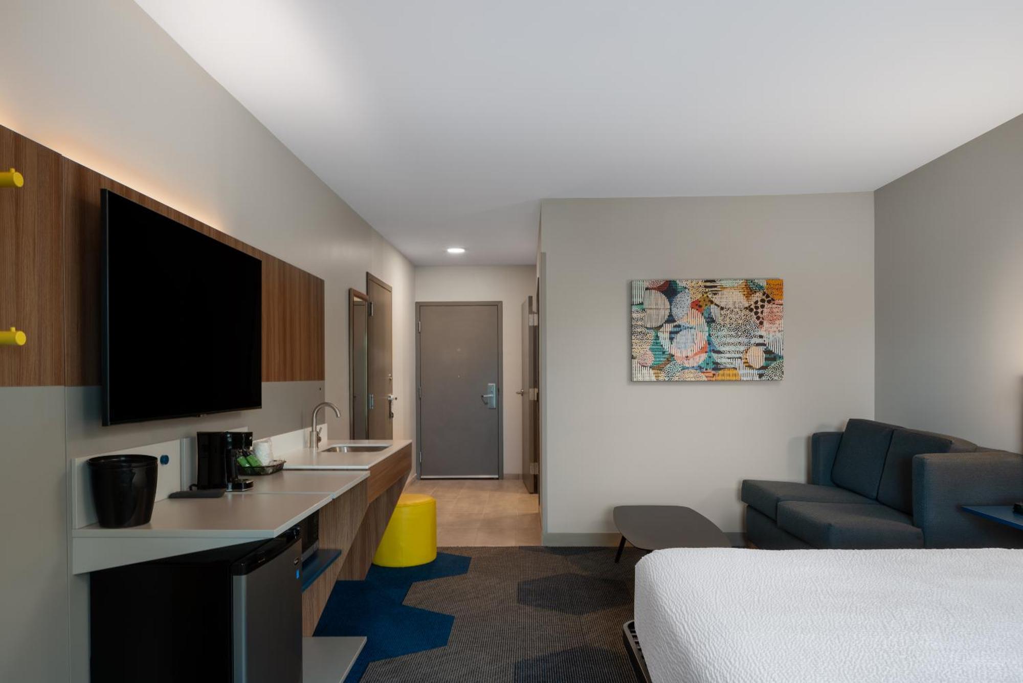 Microtel Inn & Suites By Wyndham Уинчестър Екстериор снимка